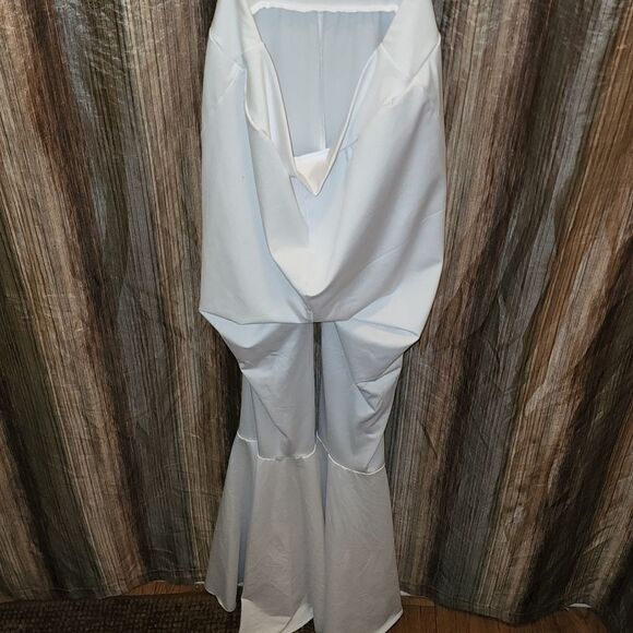 White Jumpsuit  - Picture 5 of 6